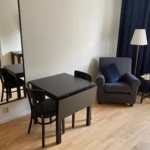 Lägenhetshotell Longstay Sthlm South ***