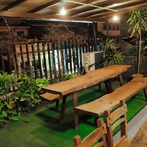 Hotell Rain Forest **