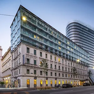 Отель Novotel